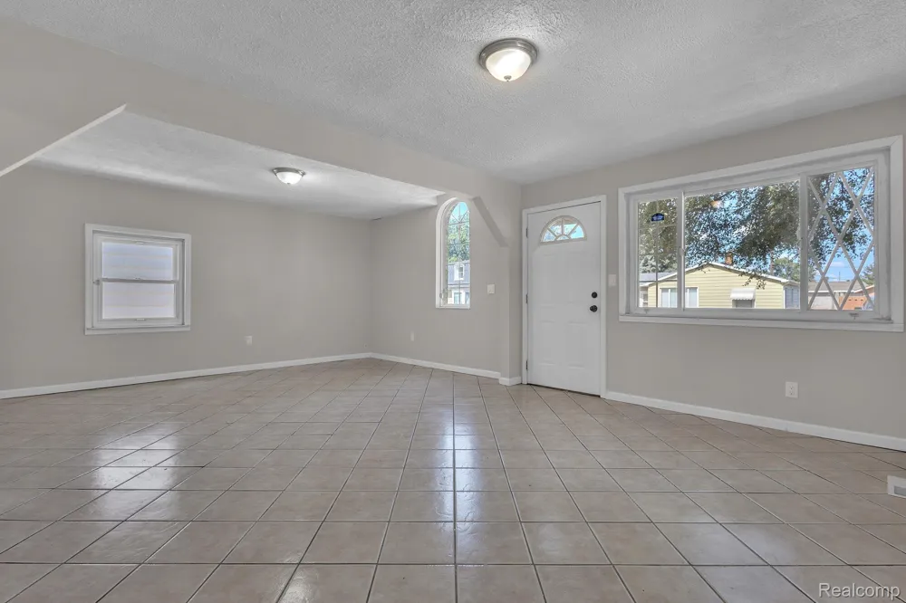 4329 11th Street Ecorse City, MI 48229