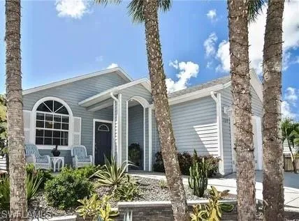 11652 Pawley Avenue Bonita Springs, FL 34135