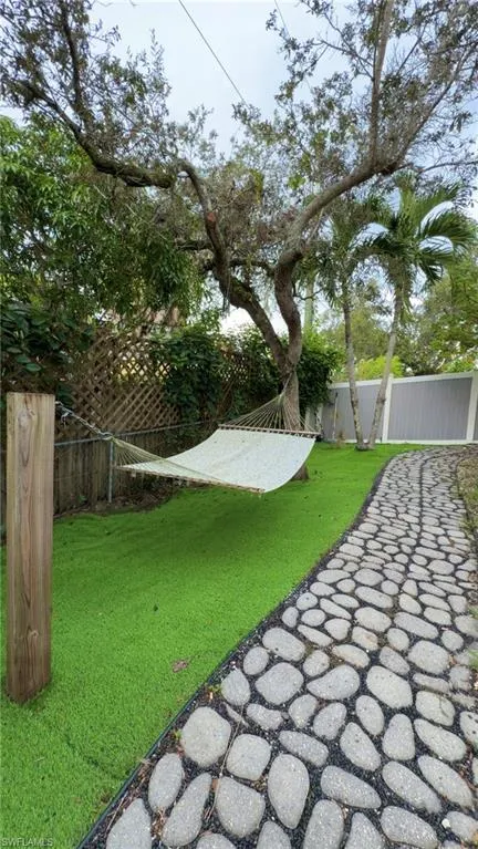 11652 Pawley Avenue Bonita Springs, FL 34135