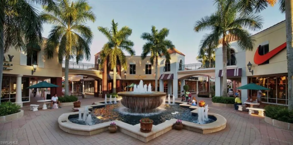 11652 Pawley Avenue Bonita Springs, FL 34135