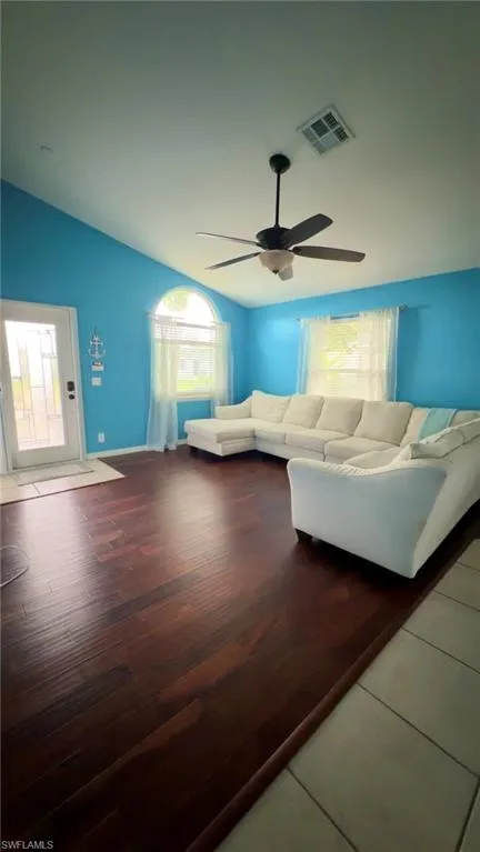 11652 Pawley Avenue Bonita Springs, FL 34135