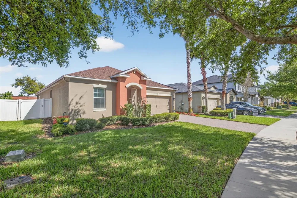 2202 ROMANUM DRIVE Winter Garden, FL 34787