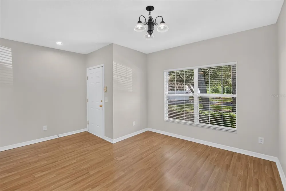 15768 FISHHAWK FALLS DRIVE Lithia, FL 33547