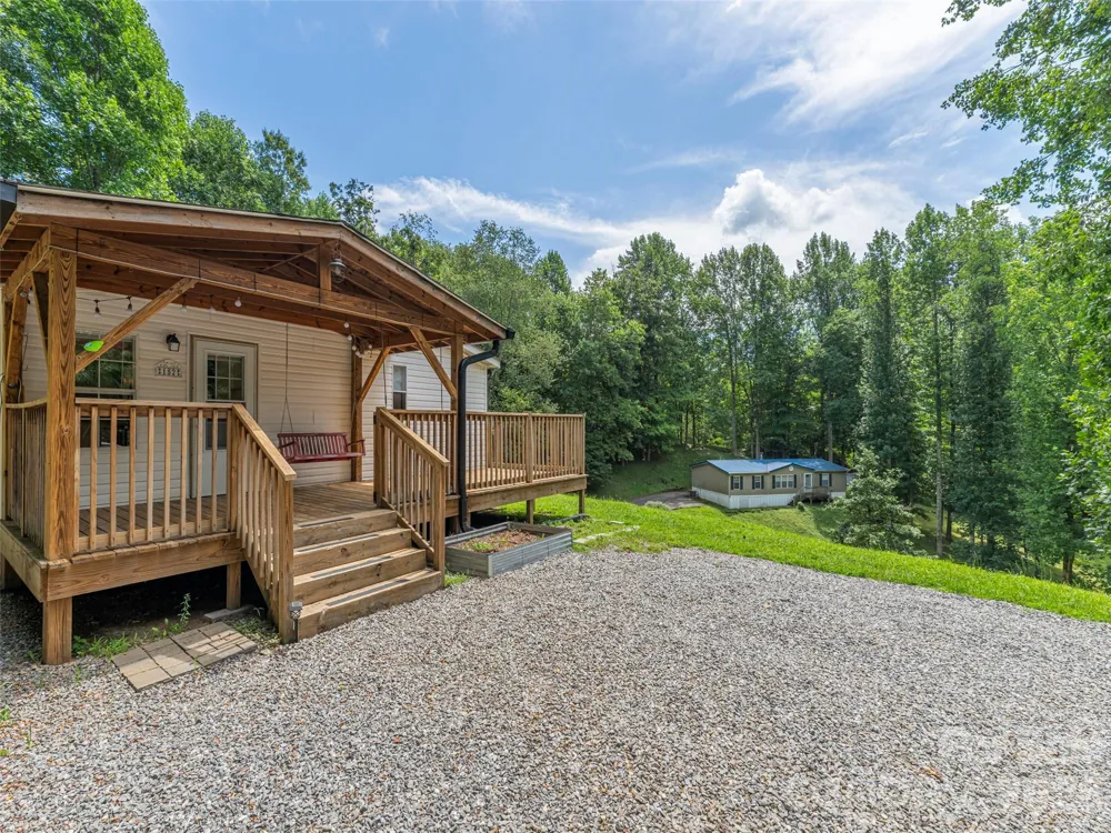152 Hollon Cove Waynesville, NC 28786