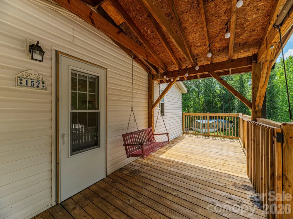152 Hollon Cove Waynesville, NC 28786