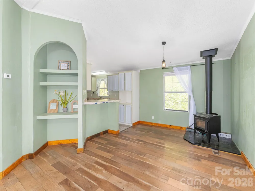 152 Hollon Cove Waynesville, NC 28786