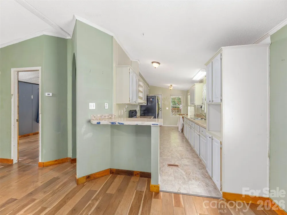 152 Hollon Cove Waynesville, NC 28786
