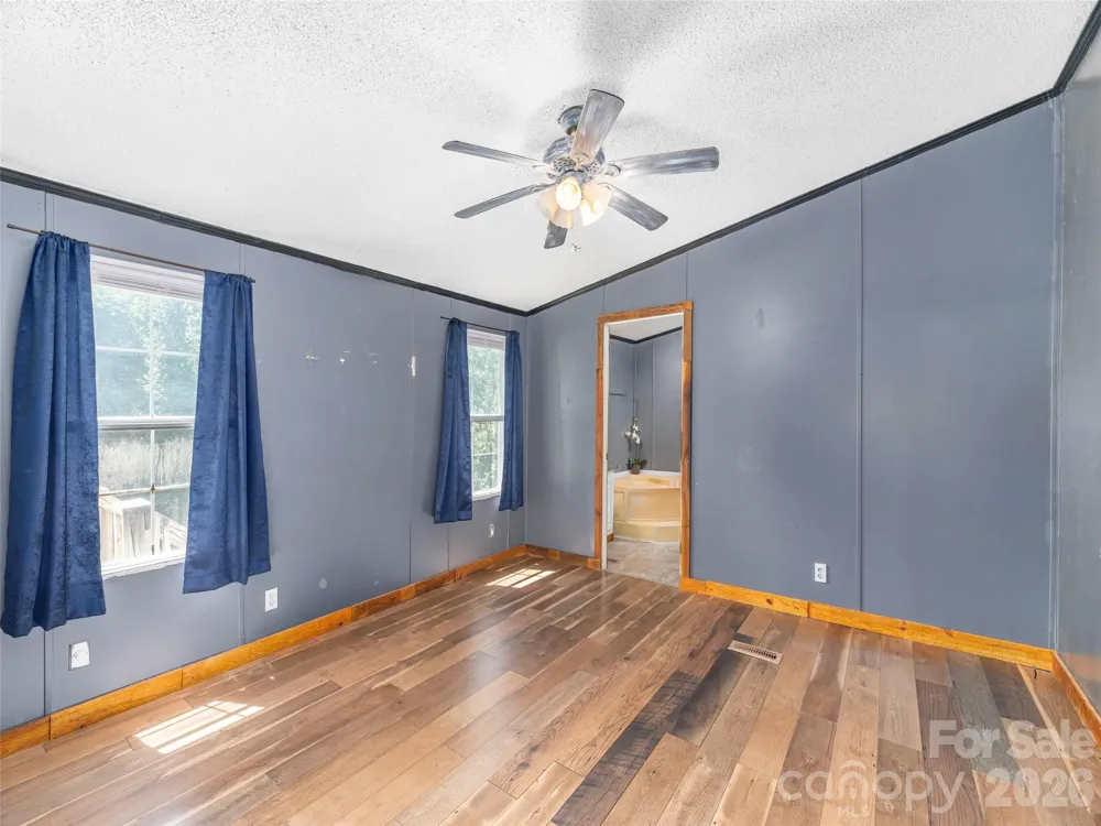 152 Hollon Cove Waynesville, NC 28786