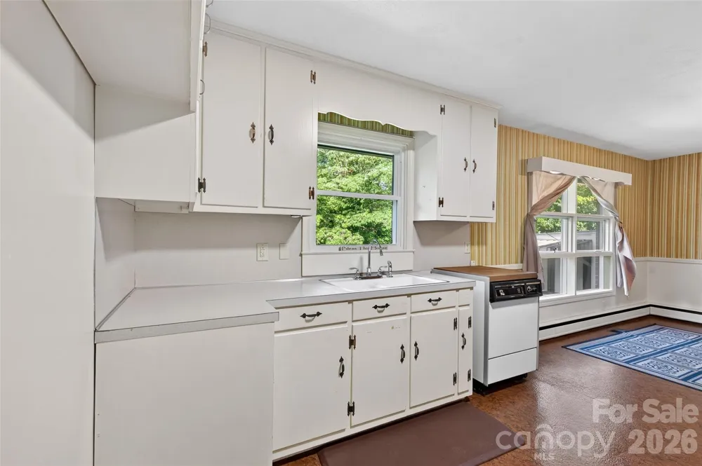 427 S Magnolia Street Mooresville, NC 28115