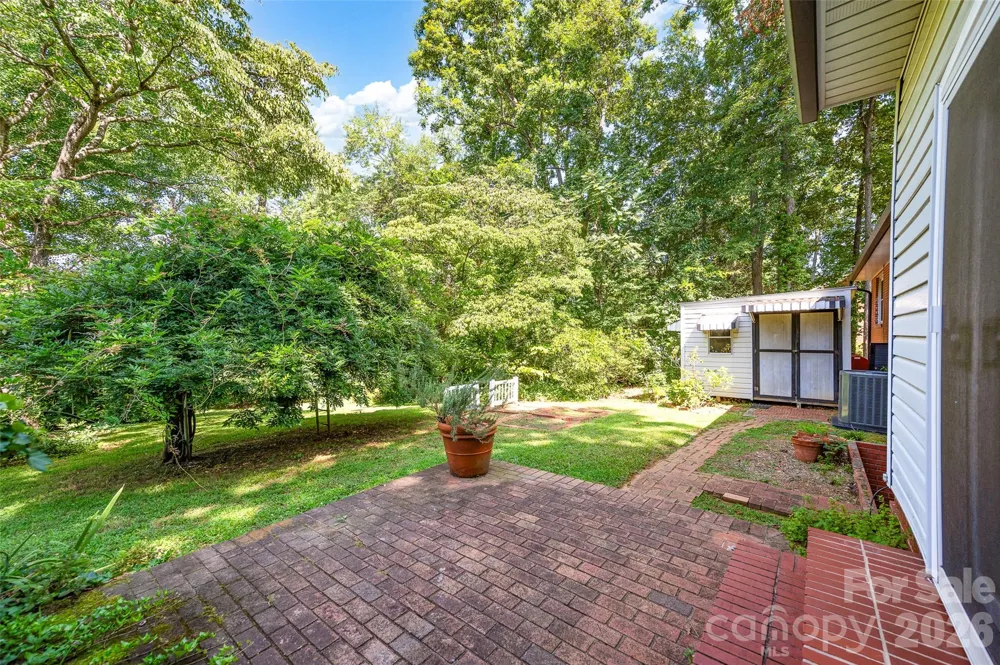 427 S Magnolia Street Mooresville, NC 28115