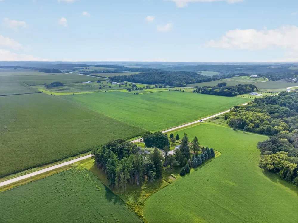 59493 272nd Avenue Mantorville, MN 55955
