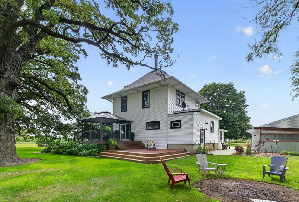 59493 272nd Avenue Mantorville, MN 55955