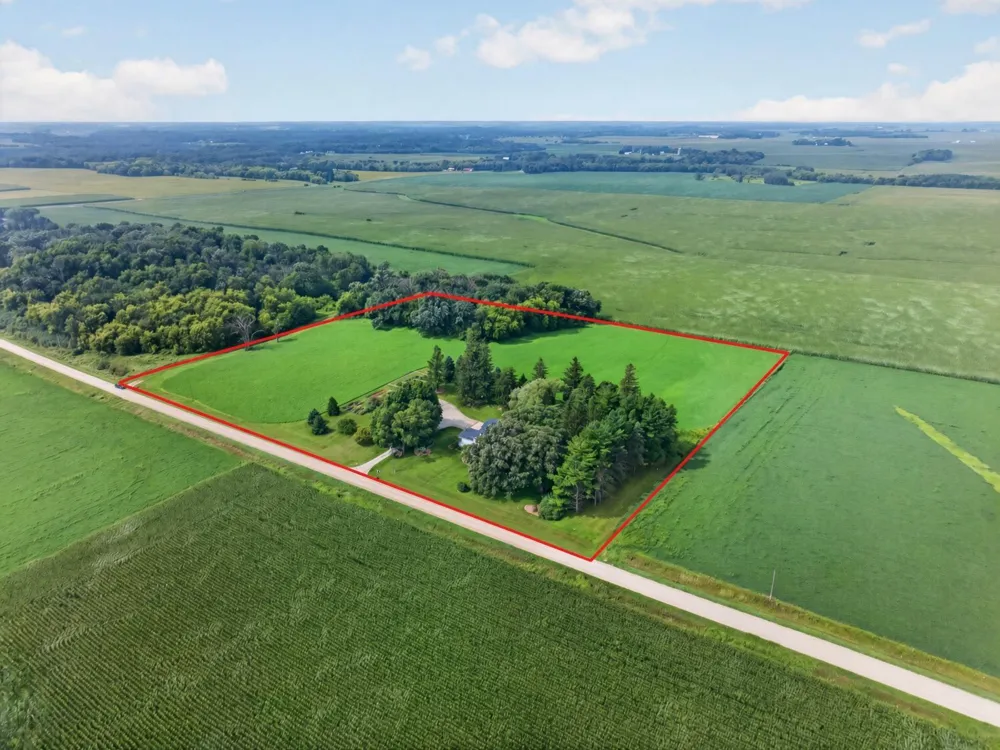 59493 272nd Avenue Mantorville, MN 55955