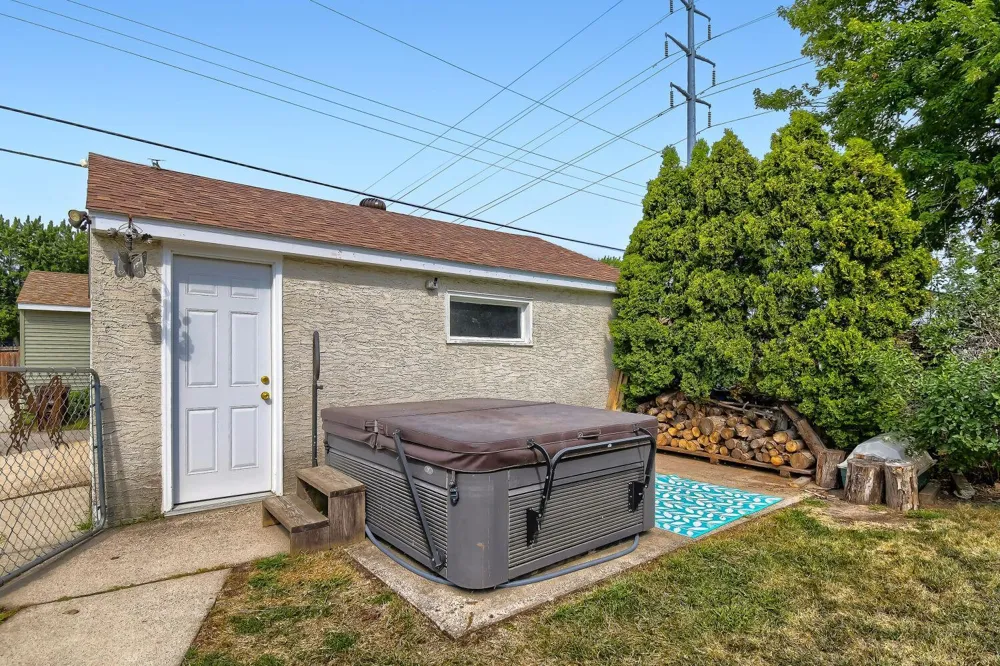 820 4th Avenue S South Saint Paul, MN 55075