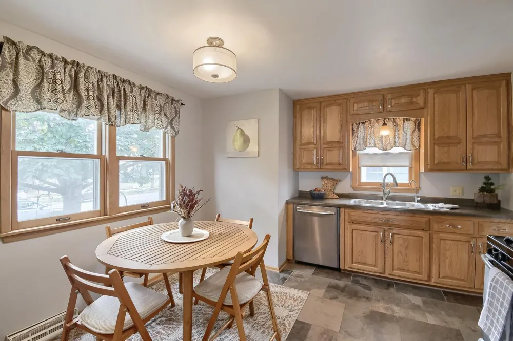 820 4th Avenue S South Saint Paul, MN 55075