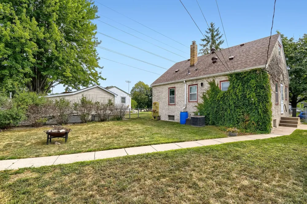 820 4th Avenue S South Saint Paul, MN 55075