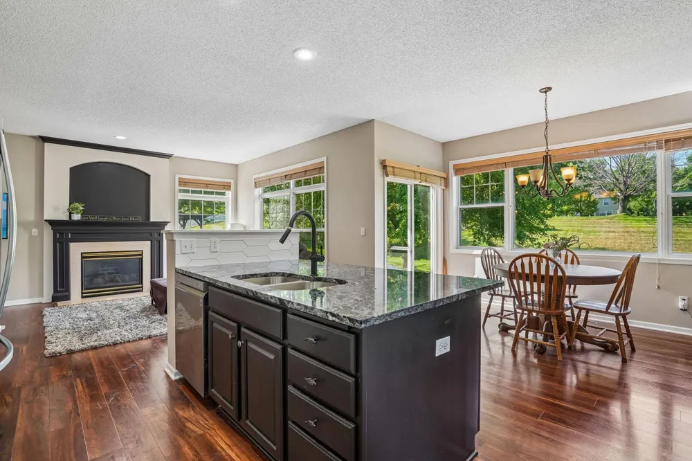 12852 44th Place NE Saint Michael, MN 55376