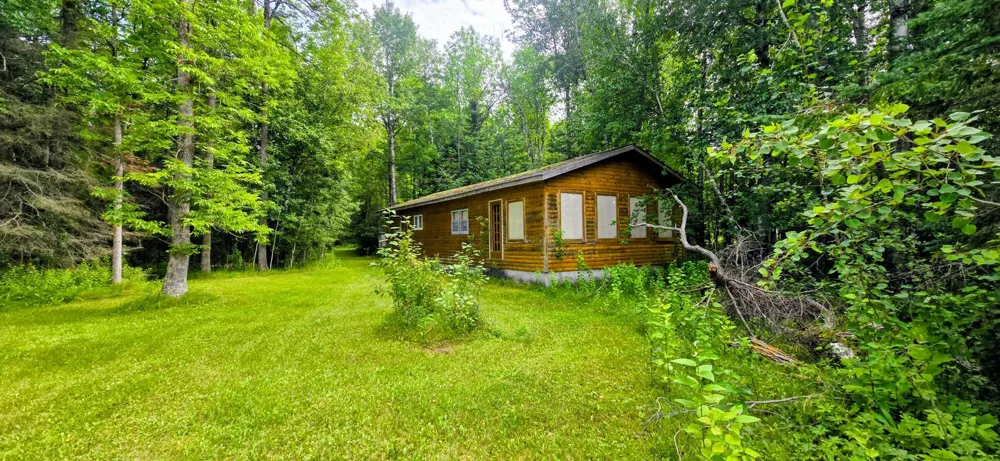 17365 E Pine Drive NW Angle Inlet, MN 56711