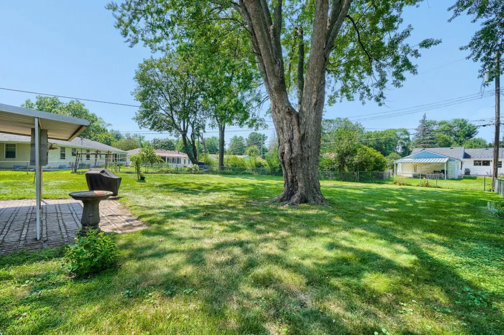 9242 15th Avenue S Bloomington, MN 55425