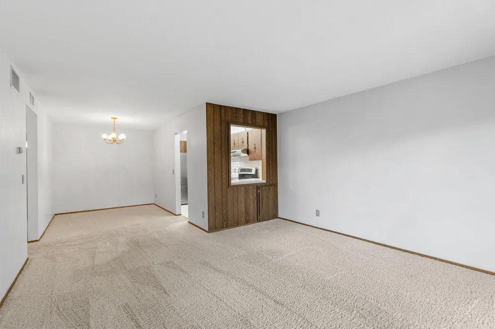 4120 Parklawn Avenue #220 Edina, MN 55435