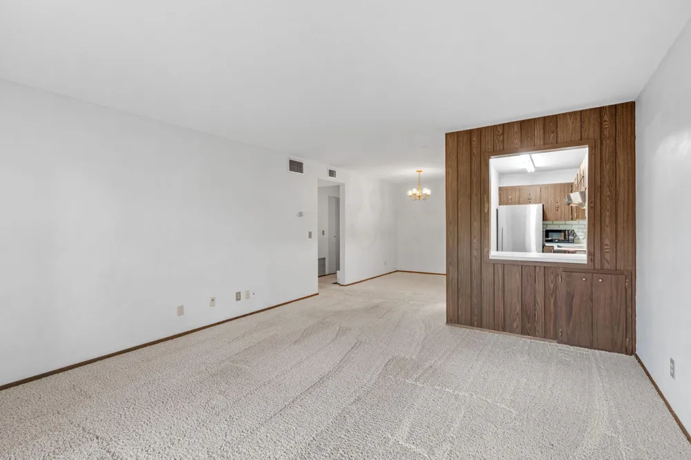 4120 Parklawn Avenue #220 Edina, MN 55435