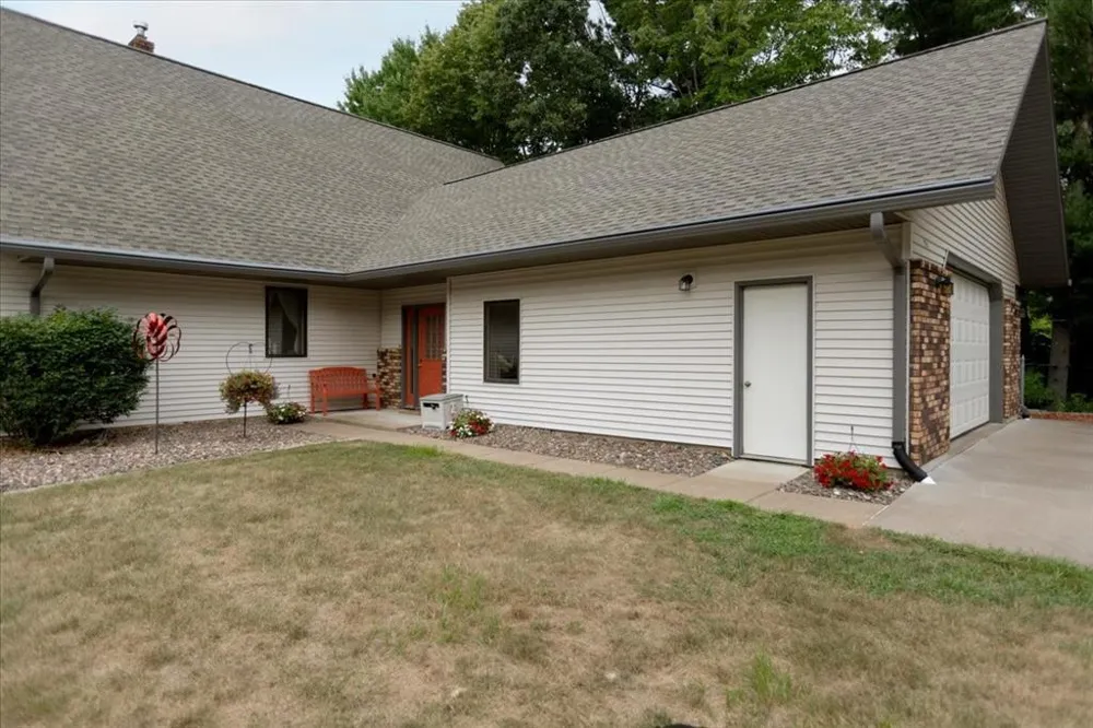 2707 Cherry Blossom Lane Menomonie, WI 54751