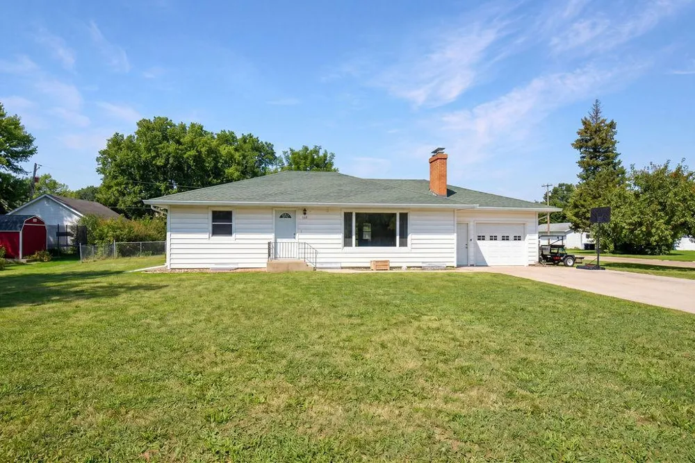 142 10th Avenue Casselton, ND 58012