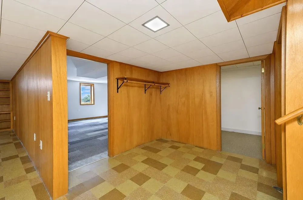 142 10th Avenue Casselton, ND 58012