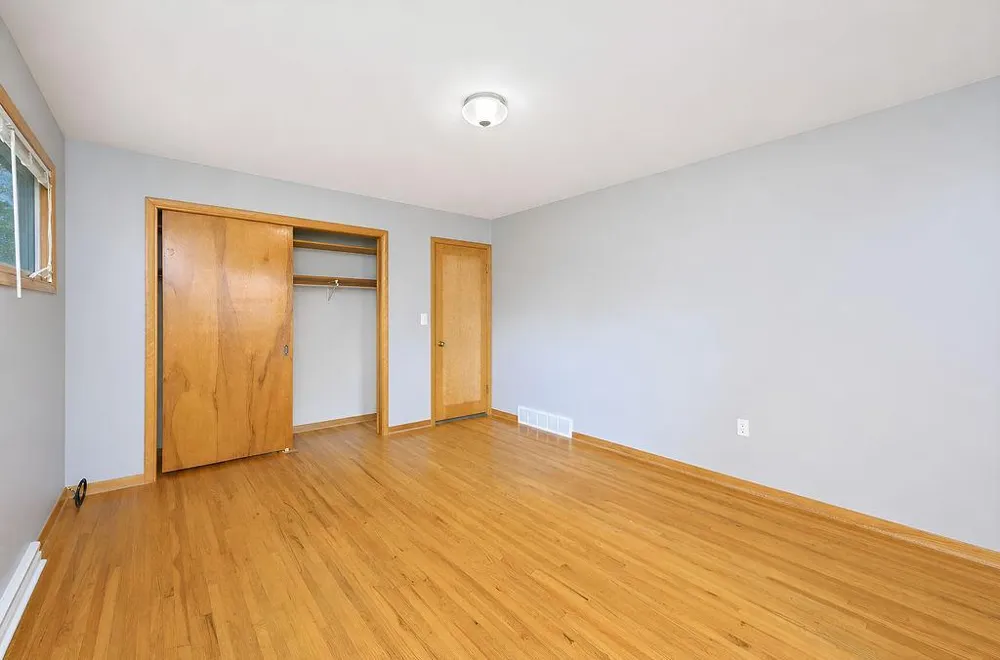 142 10th Avenue Casselton, ND 58012