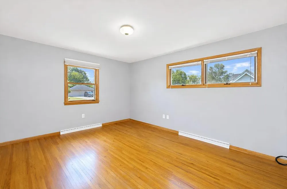 142 10th Avenue Casselton, ND 58012