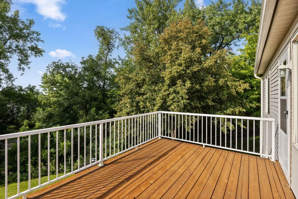 18655 Kalmar Trail Lakeville, MN 55044