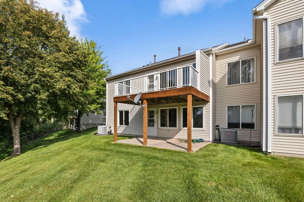 18655 Kalmar Trail Lakeville, MN 55044