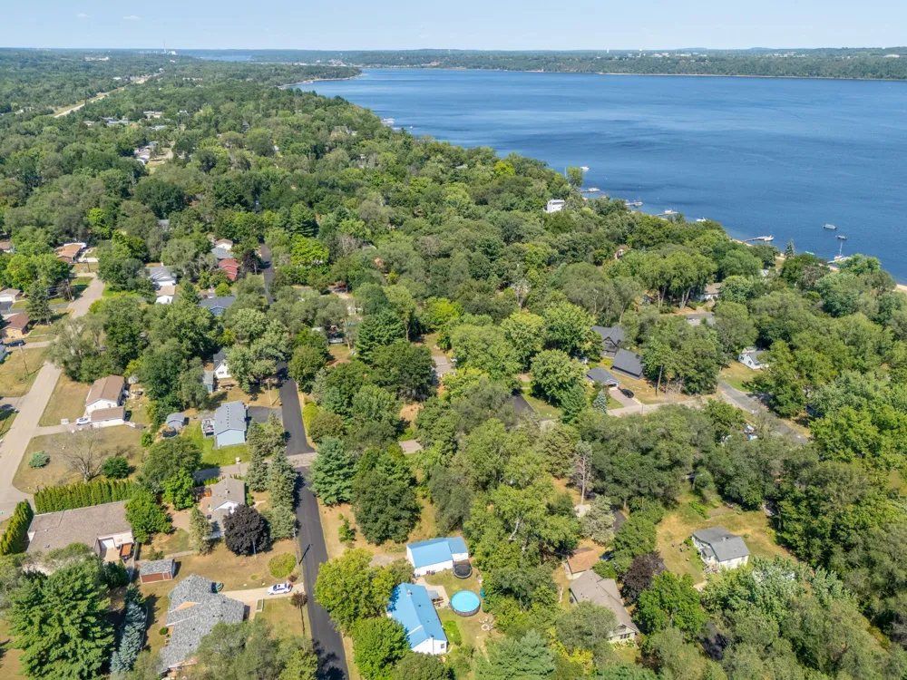 1943 Racine Avenue S Lakeland, MN 55043