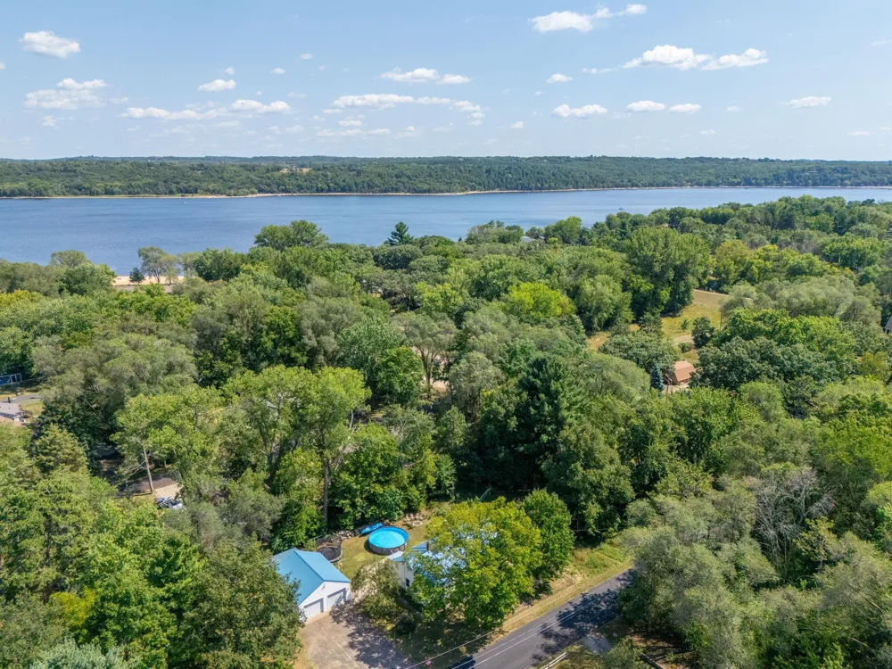 1943 Racine Avenue S Lakeland, MN 55043