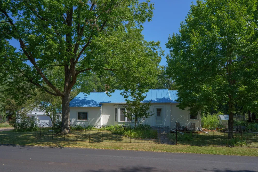 1943 Racine Avenue S Lakeland, MN 55043