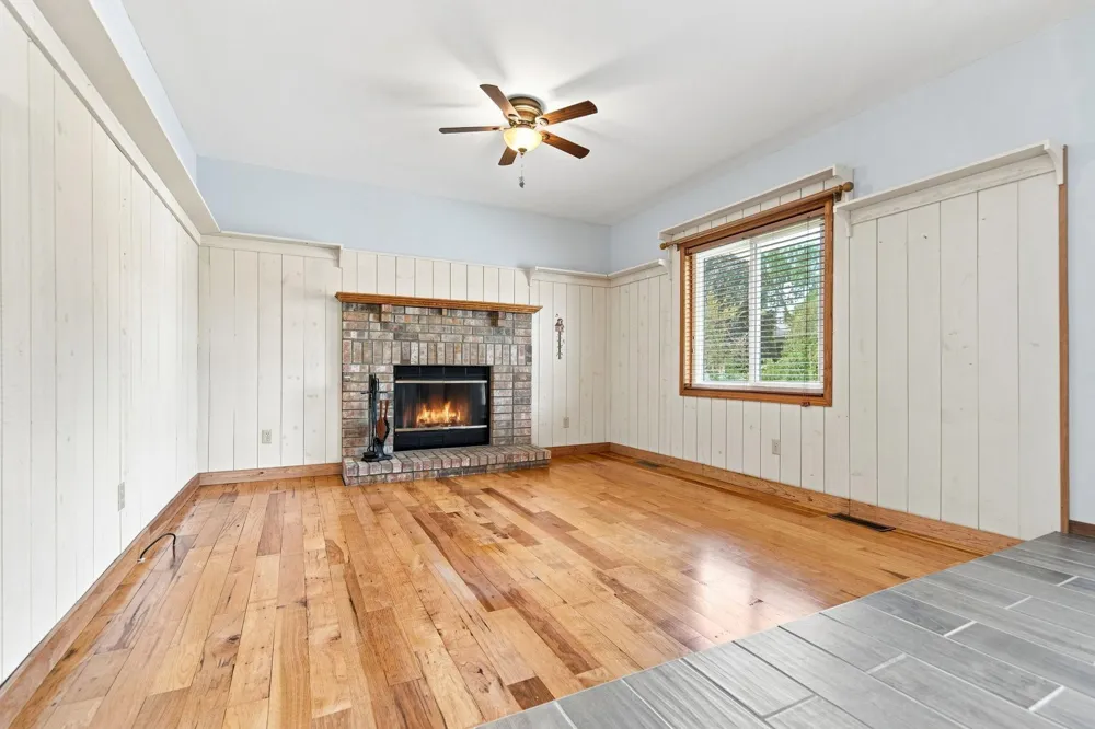 2610 Hydram Avenue Oakdale, MN 55128