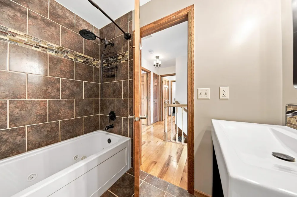 2610 Hydram Avenue Oakdale, MN 55128