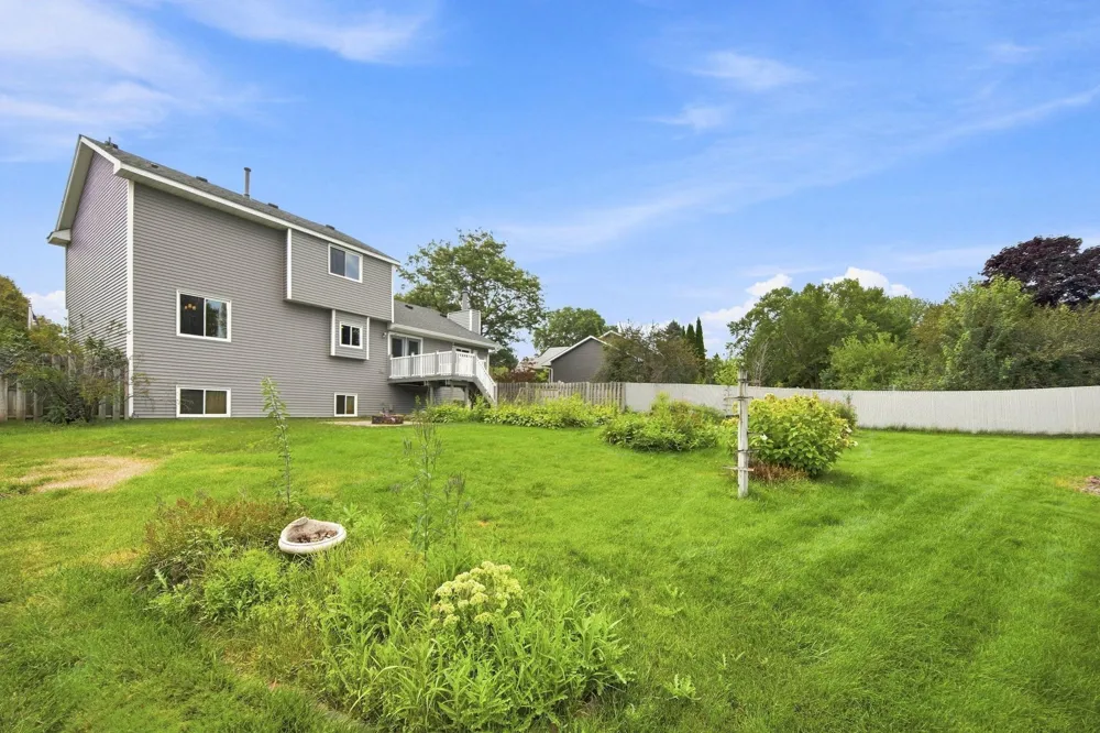 2610 Hydram Avenue Oakdale, MN 55128