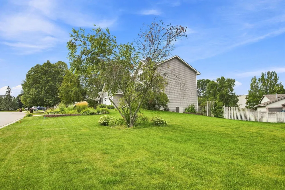 2610 Hydram Avenue Oakdale, MN 55128