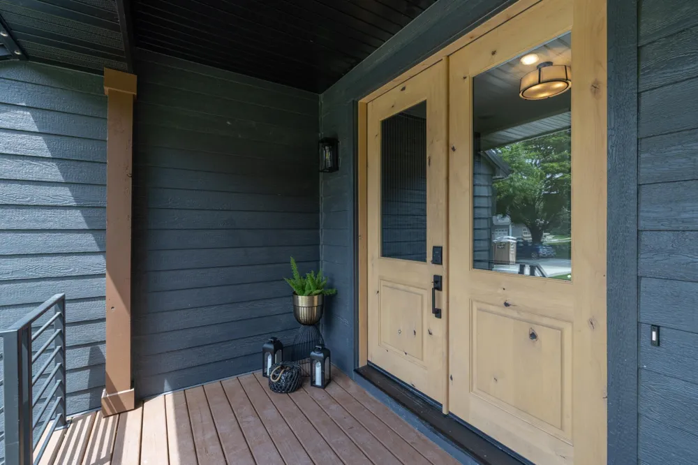625 Ivy Falls Avenue Mendota Heights, MN 55118