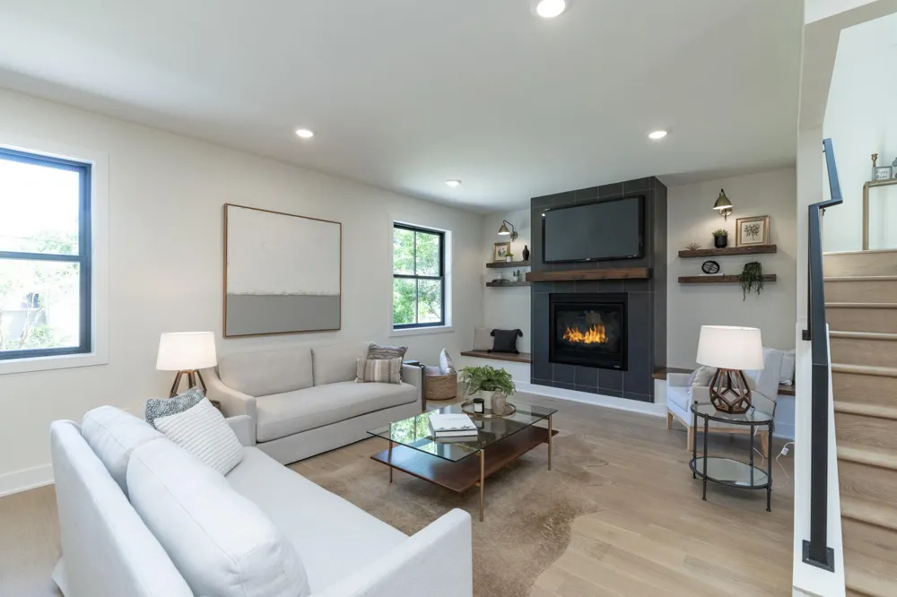 625 Ivy Falls Avenue Mendota Heights, MN 55118