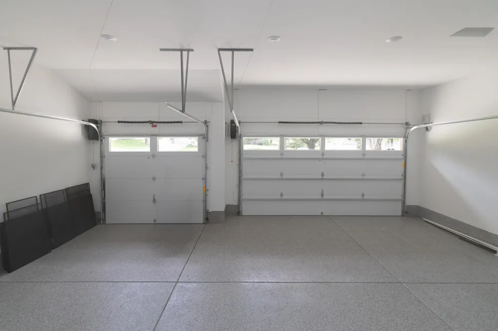 625 Ivy Falls Avenue Mendota Heights, MN 55118
