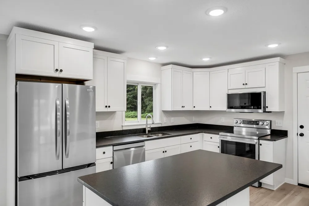 11349 276th Avenue NW Zimmerman, MN 55398