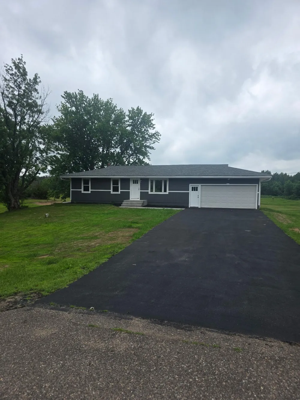 11349 276th Avenue NW Zimmerman, MN 55398