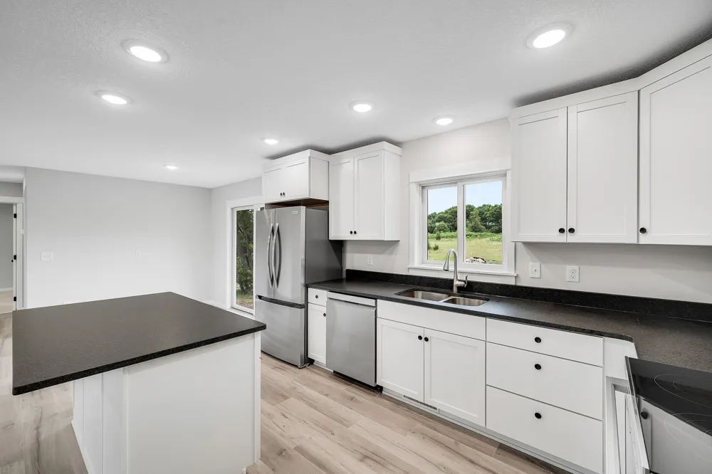 11349 276th Avenue NW Zimmerman, MN 55398