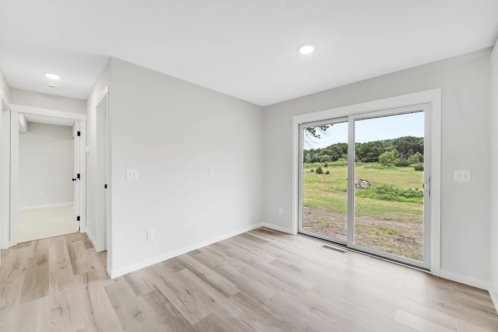 11349 276th Avenue NW Zimmerman, MN 55398