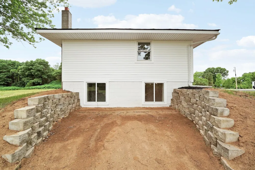 11349 276th Avenue NW Zimmerman, MN 55398