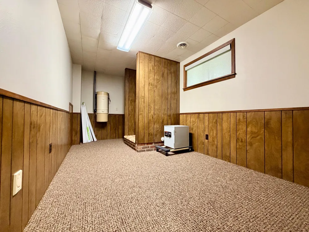 1604 Birchwood Place Worthington, MN 56187