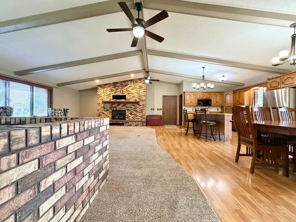 1604 Birchwood Place Worthington, MN 56187