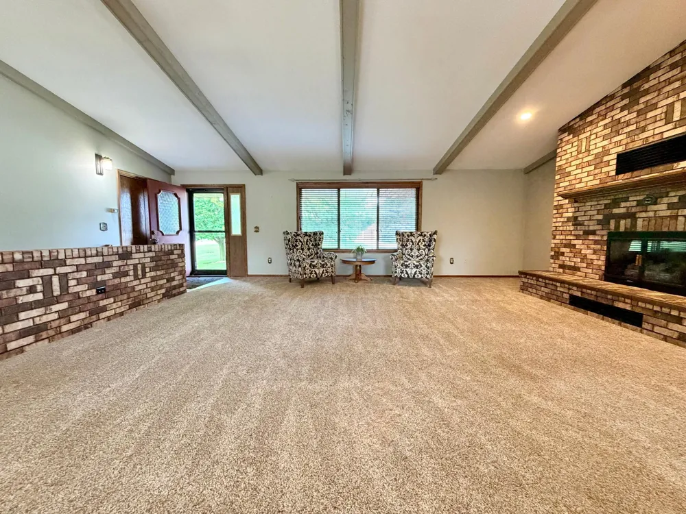 1604 Birchwood Place Worthington, MN 56187